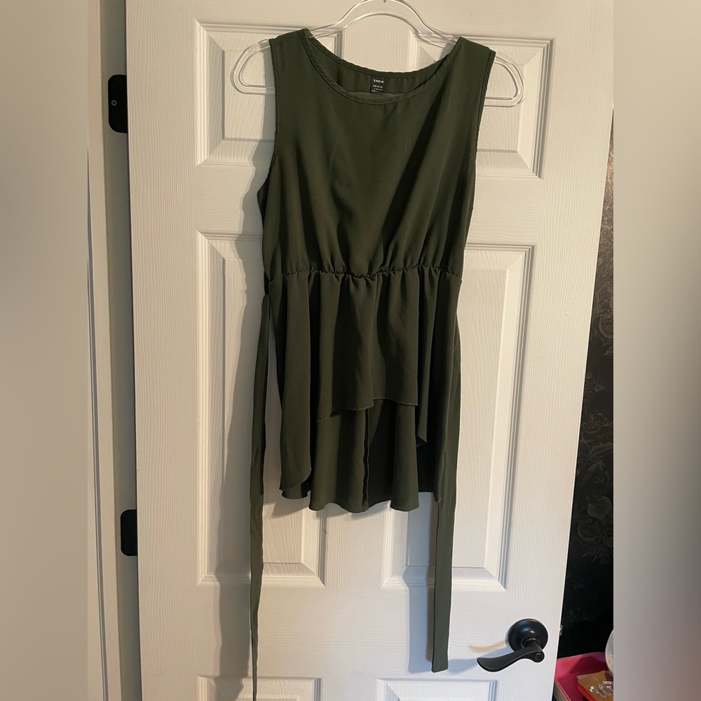 Olive Green Sleeveless Peplum Tie-Waist Top Size Large